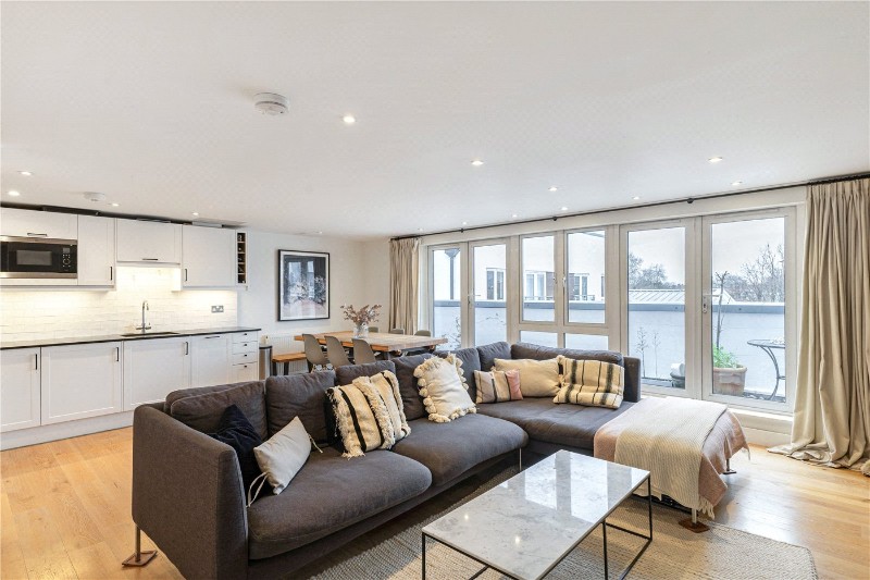 Stane Grove, London, SW9