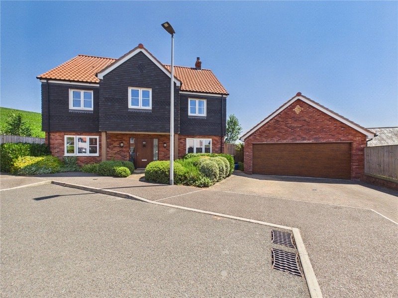 Court Barton Close, Thorverton, Exeter, Devon, EX5