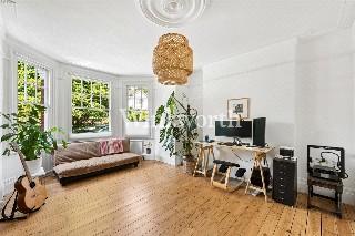 Lakeside Road, London, N13