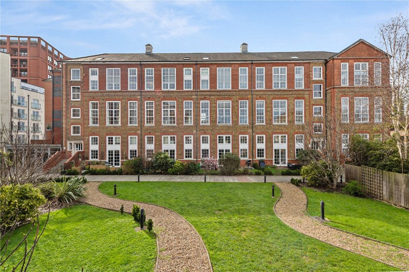 Enfield Road, Islington, London, N1