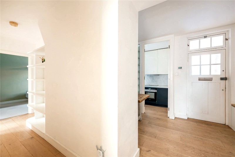 Southern Row, London, W10