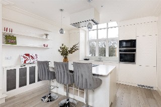 Deodar Road, London, SW15