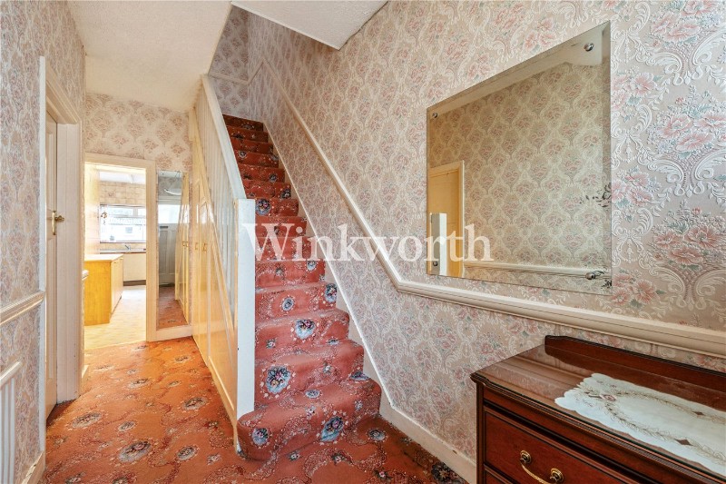 Princes Avenue, London, N13