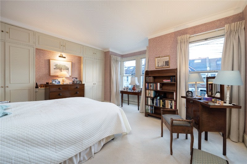 Cornwall Grove, London, W4