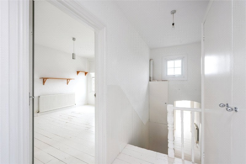 Goldsmiths Row, London, E2