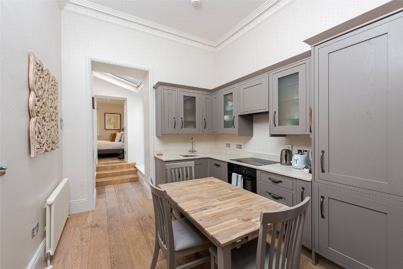 Grosvenor Road, London, SW1V