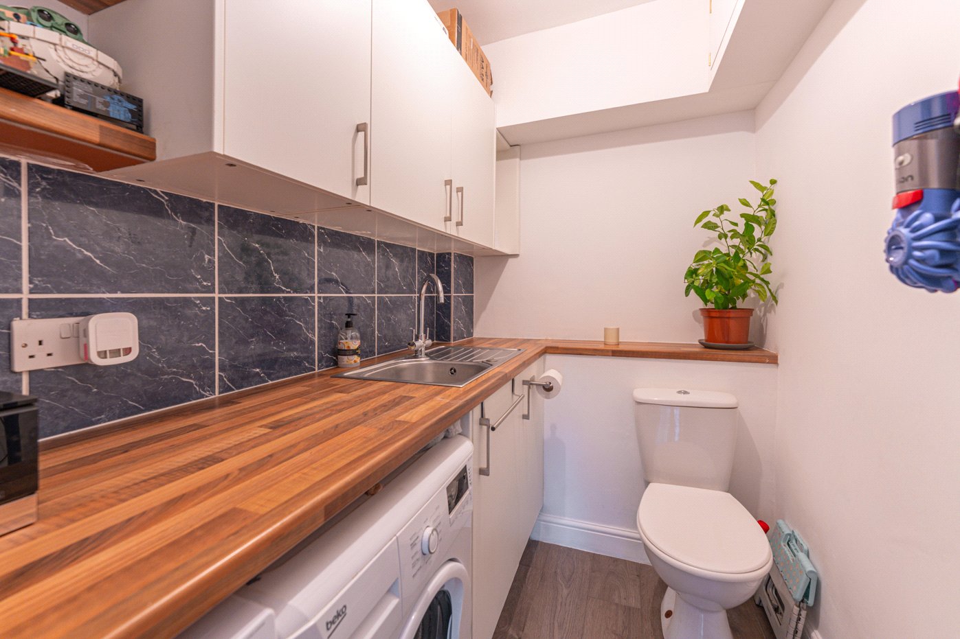 Utility Room Wc