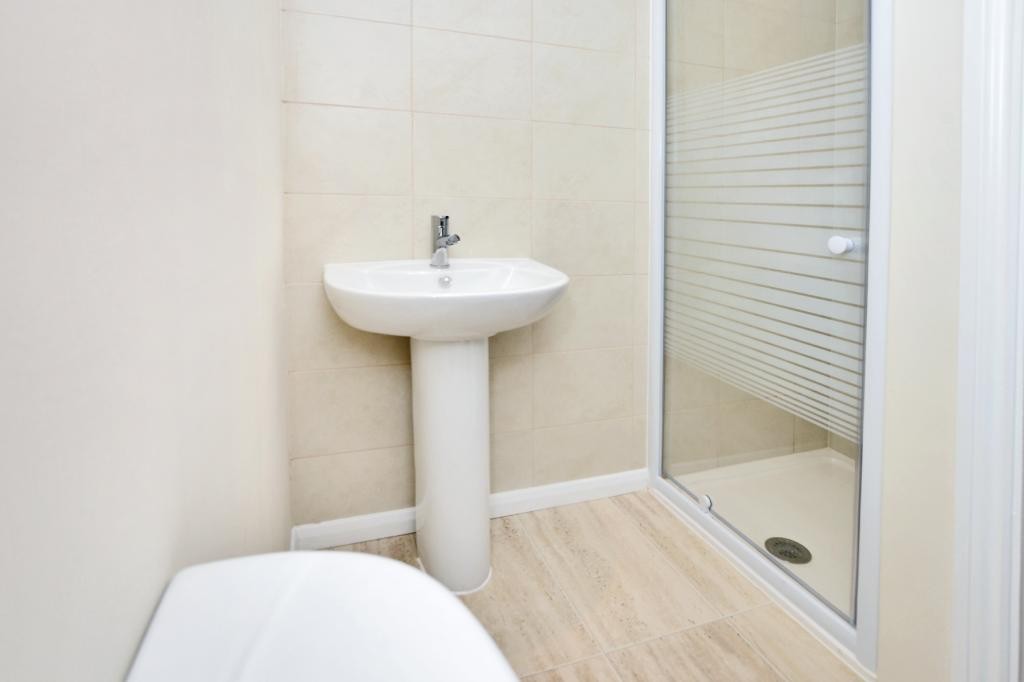 1 bedroom property to rent in Lind Road, Sutton, Surrey, SM1 (Ref