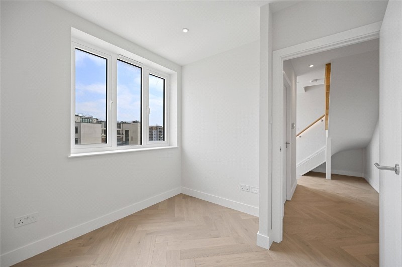 Stanley Gardens, London, W3
