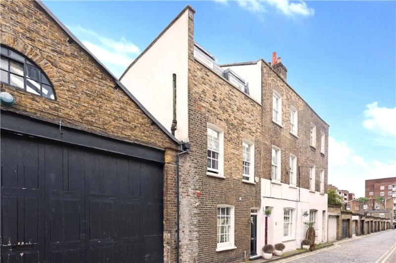 Charles Lane, London, NW8