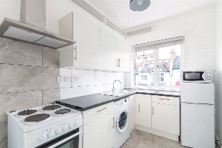 Mandrake Road, London, SW17
