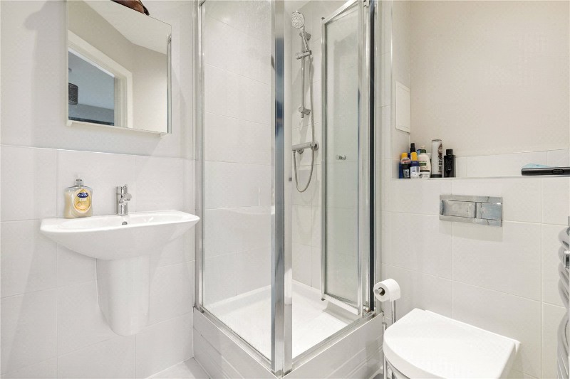 Broadwater Road, London, SW17