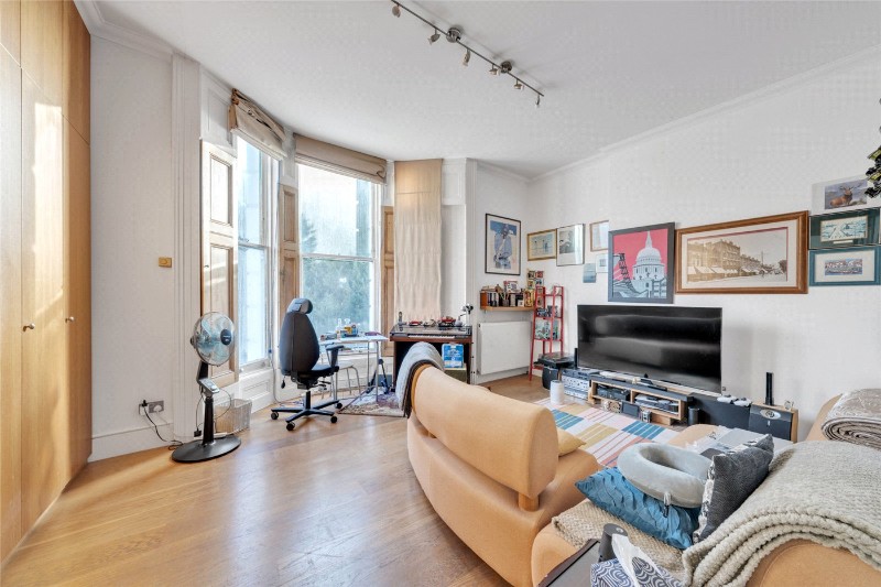 Sutherland Avenue, London, W9