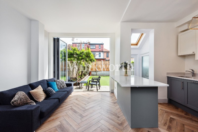 Forfar Road, London, N22