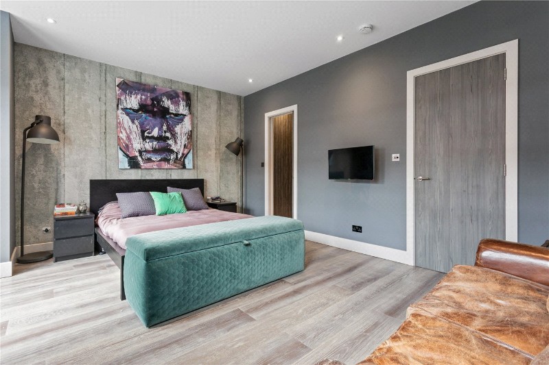 Undine Street, London, SW17