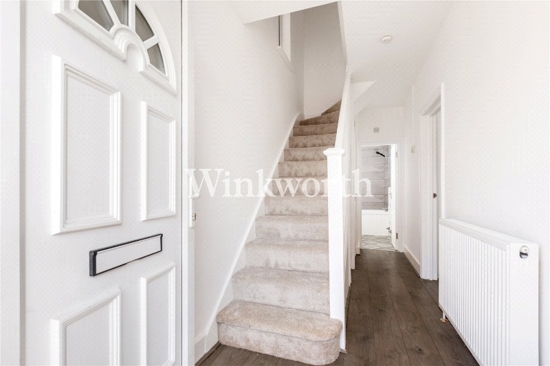 Barrowell Green, London, N21