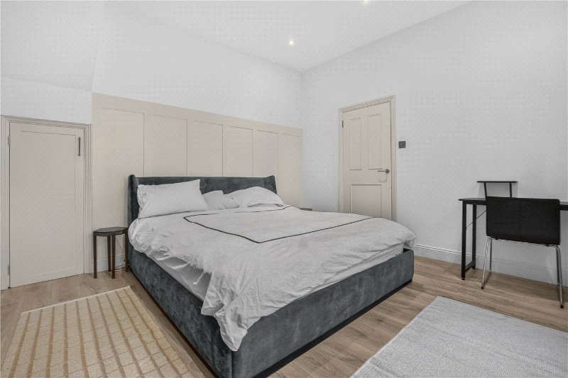 Queensborough Terrace, Bayswater, W2