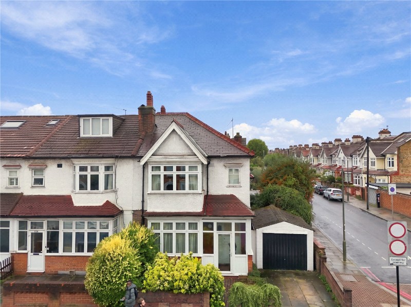 Tooting Bec Road, London, SW17
