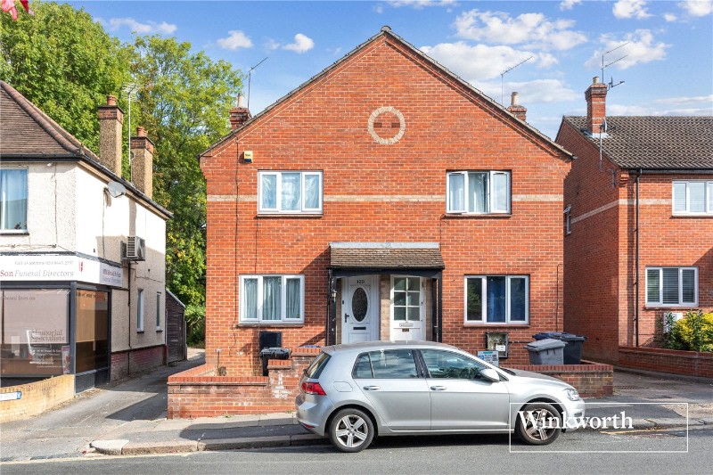 Woodside Lane, London, N12