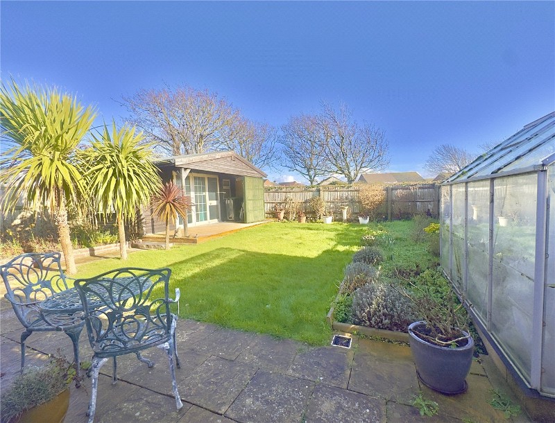 Grebe Close, Milford on Sea, Lymington, Hampshire, SO41