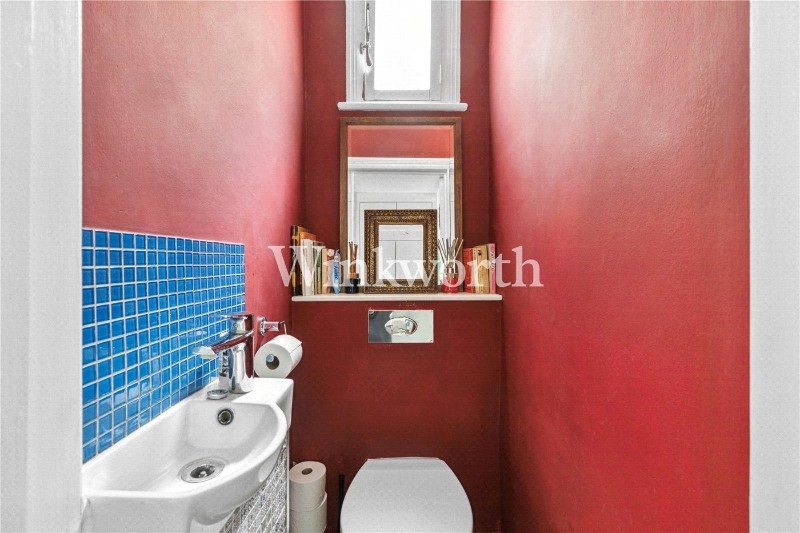 Woodside Gardens, London, N17