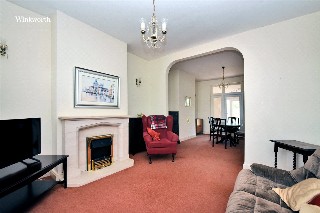 Langley Avenue, Worcester Park, KT4