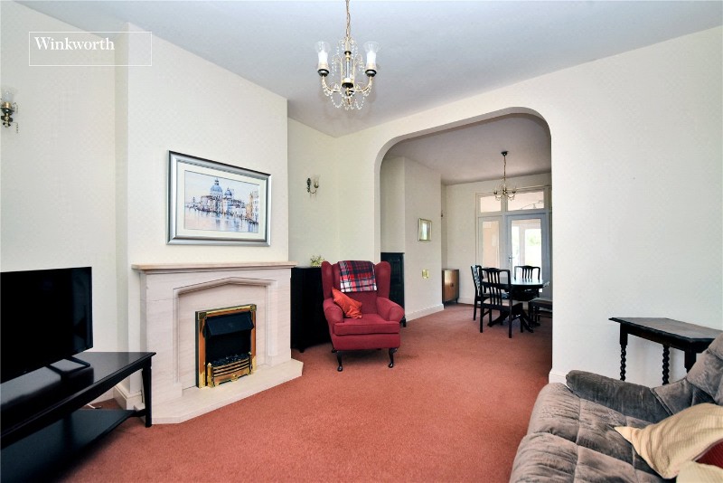 Langley Avenue, Worcester Park, KT4