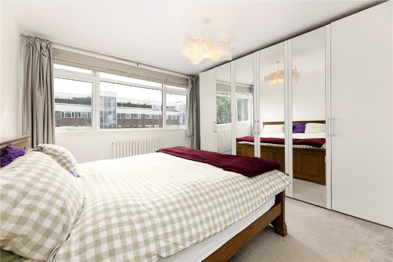 Carlton Drive, London, SW15