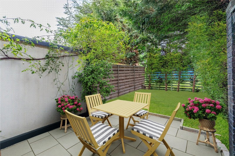 Field Road, London, W6