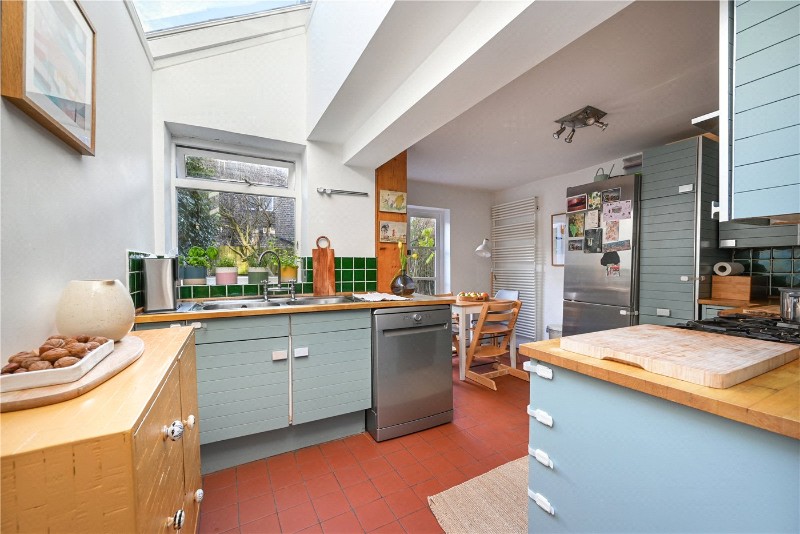 Kilravock Street, Queens Park, W10