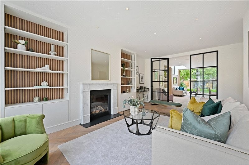 Westmoreland Road, Barnes, London, SW13