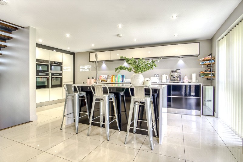 Sandecotes Road, Lower Parkstone, Poole, BH14