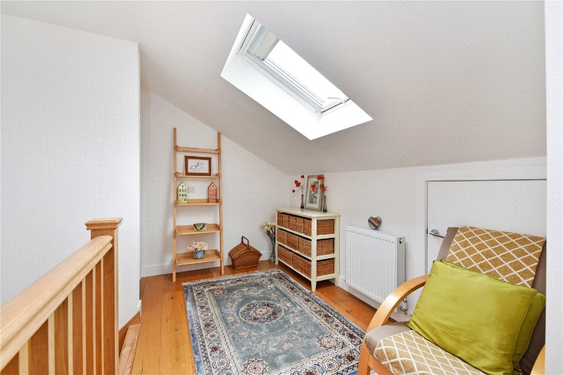 Wedmore Close, Winchester, Hampshire, SO22