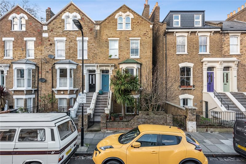 Colvestone Crescent, London, E8