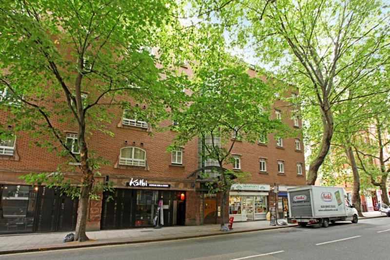 Rosebery Avenue, Clerkenwell, London, EC1R