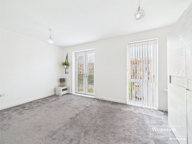 Edgecumbe Avenue, Colindale, NW9