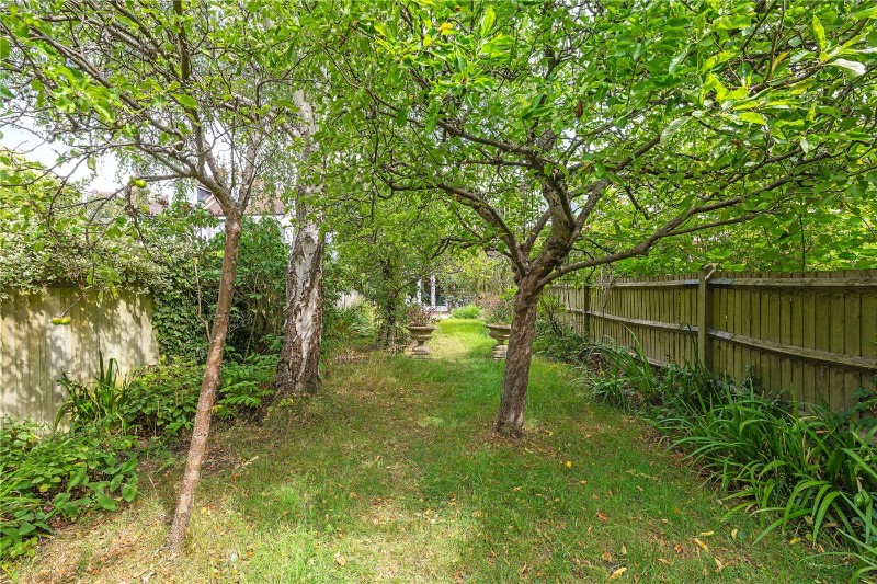 Woodwarde Road, East Dulwich, London, SE22