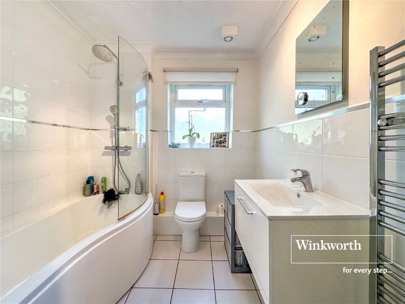 Dymewood Road, Three Legged Cross, Wimborne, Dorset, BH21