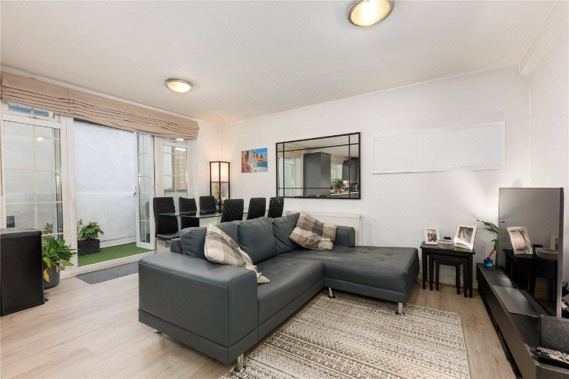 Putney Bridge Road, London, SW18