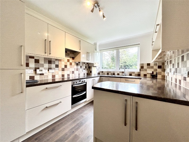 West Cliff Road, Bournemouth, BH4