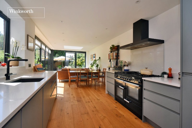 Hampton Road, Worcester Park, KT4