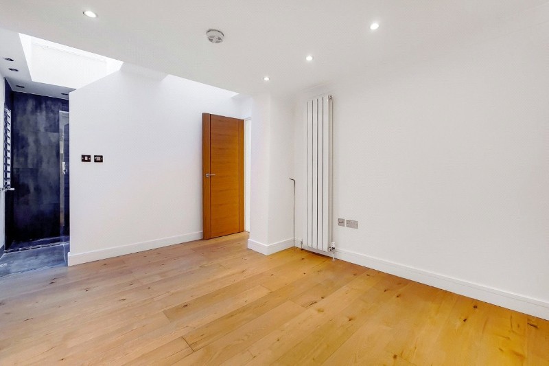 Leighton Road, London, NW5