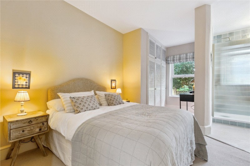 Dawson Place, London, W2