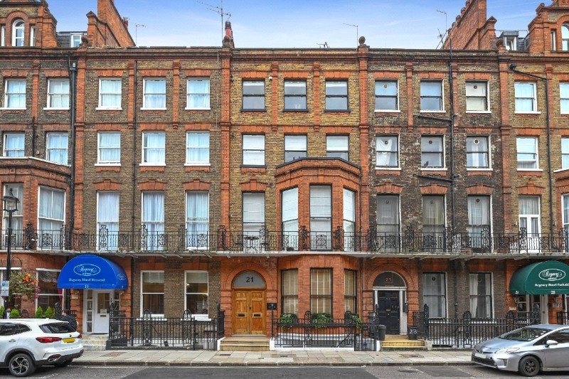Nottingham Place, London, W1U