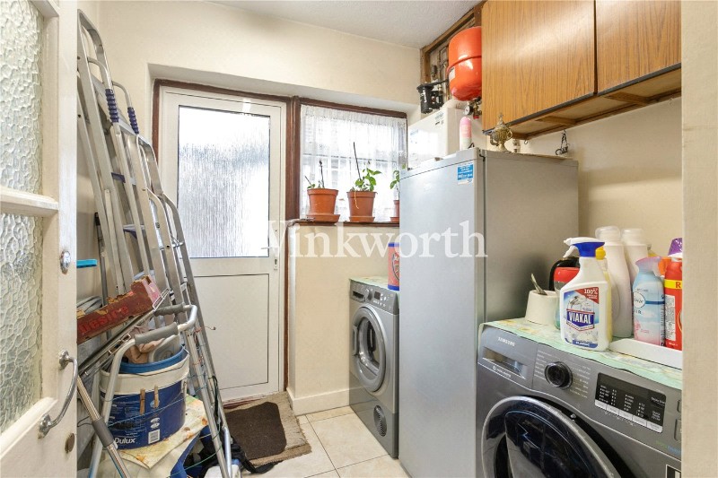 La Rose Lane, London, N15