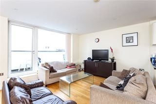Drayton Park, Highbury, N5