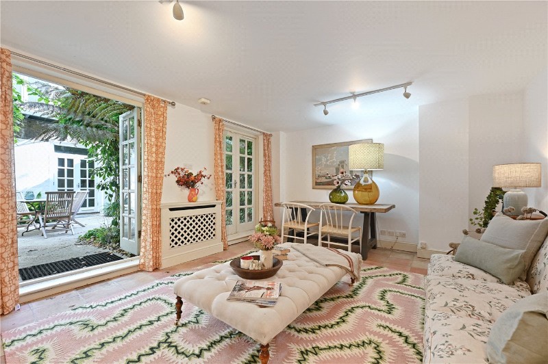 Vicarage Gardens, Kensington, London, W8