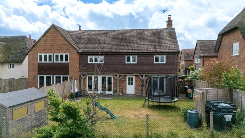 8 The Old Barnyard, Pewsey Road, Rushall, Wiltshire, SN9