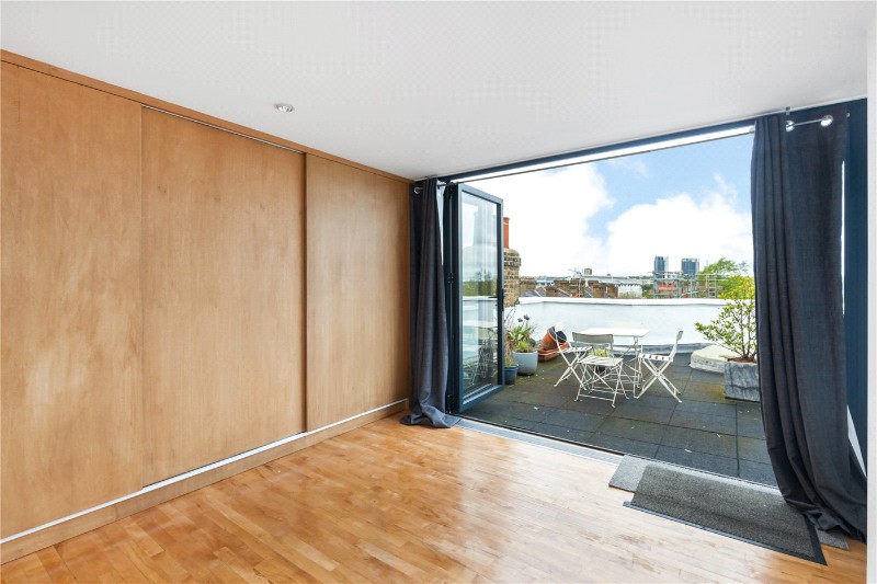 Aubert Road, Highbury, N5