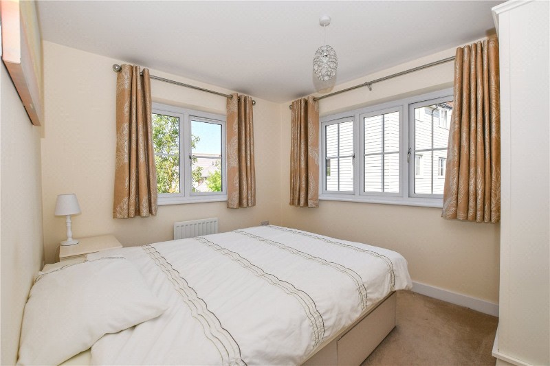 Diamond Jubilee Way, Wokingham, Berkshire, RG40